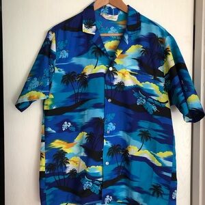 Vintage Royal Creations Hawaii Men's Hawaiian Shirt Aloha Beach  Button-Front